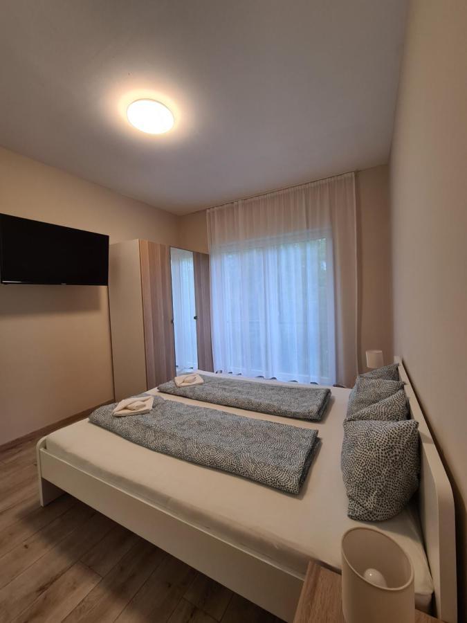 Oet Fenyo Apartmanhaz Σίοφοκ Εξωτερικό φωτογραφία
